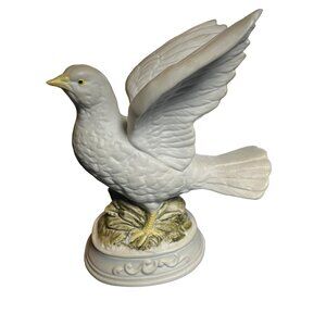 Dove‎ #10175 Figurine 4.75 x 4" Collectable